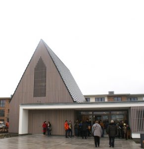 Die neue Kirche in Haslohs Mitte