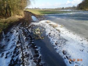 Asbest auf dem Feldweg