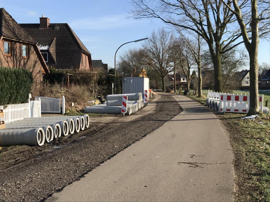 Die Rohre warten noch auf ihren Einsatz