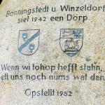 Nach 1983 zieren die Wappen von Bönningstedt und Seaford den Stein Foto: Heimatverein Bönningstedt