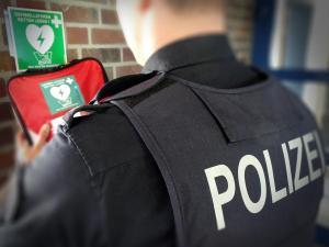 Ein Defibrilator kann Leben retten Quelle: Polizeidirektion Bad Segeberg