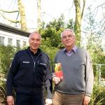Referent Jörg Mangelmann mit Dr. Eckhard Johannes vom Seniorenbeirat
