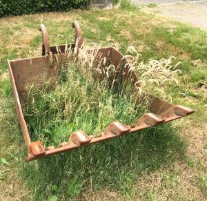 Manchem Anwohner schien es schon so, als wolle man einfach Gras über die Fertigstellung wachsen lassen…