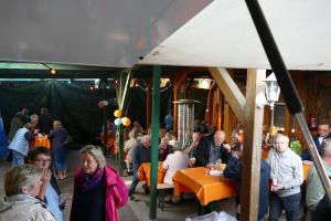 Feiern an der Scheune Foto: CDU Hasloh