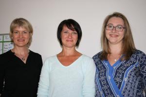 Dorothea Wilke-Nöldeke (von links), Erzieherin Maren Blach und Nadine Ahlers begleiten das Projekt.