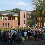 Am letzten Festwochenende findet der große Eulenmarkt mit Flohmarkt in der Straße Am Freibad und rund ums Rathaus statt.