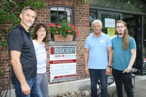 Das Team von Rindchen’s Weinkontor.