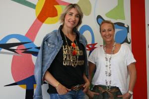 Katja Bär (rechts) wird im Marketing von ihrer Schwester Swaantje Taube unterstützt.